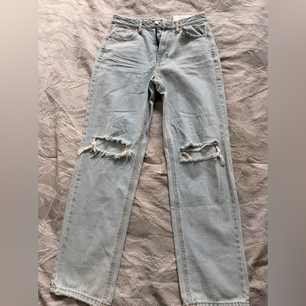 NWT Distressed Light Blue Jeans